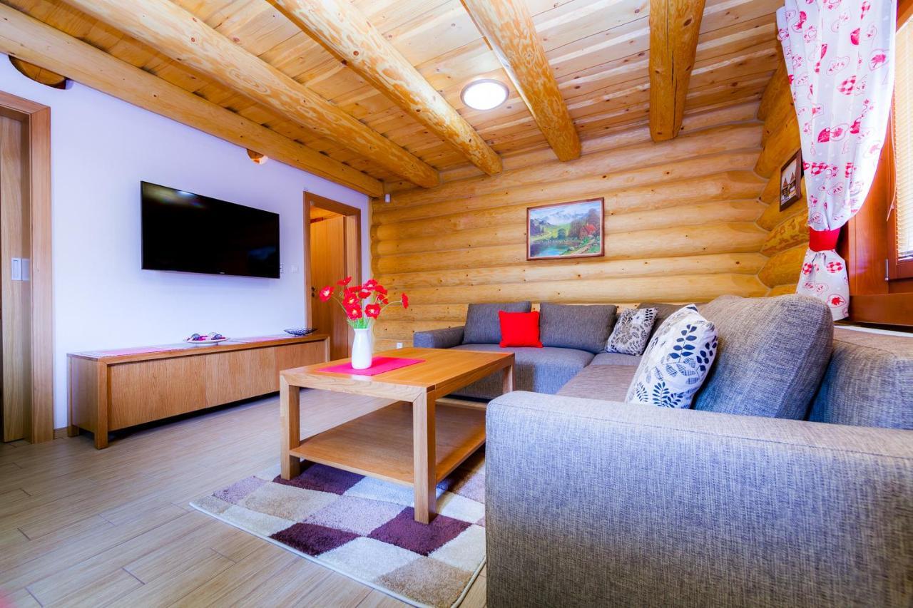 Relax Apartmany Oscadnica Esterno foto