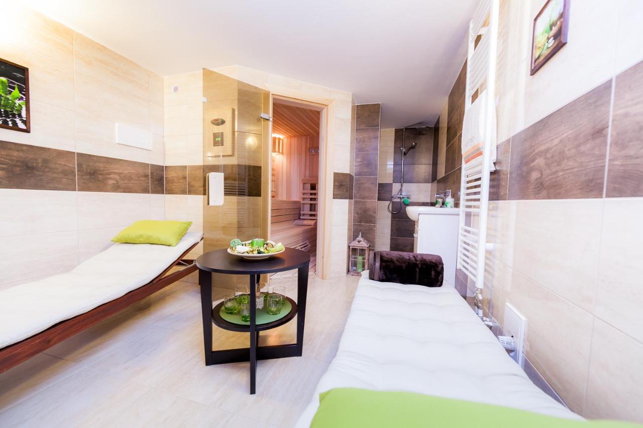Relax Apartmany Oscadnica Esterno foto